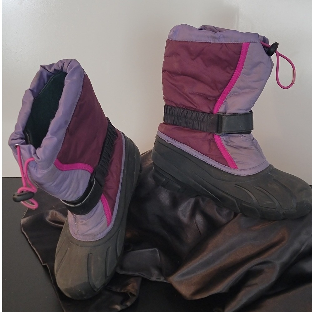 Sorel Kids Cub Winter Snow Boots Purple Magenta Waterproof Size 3‎ NY1965-562